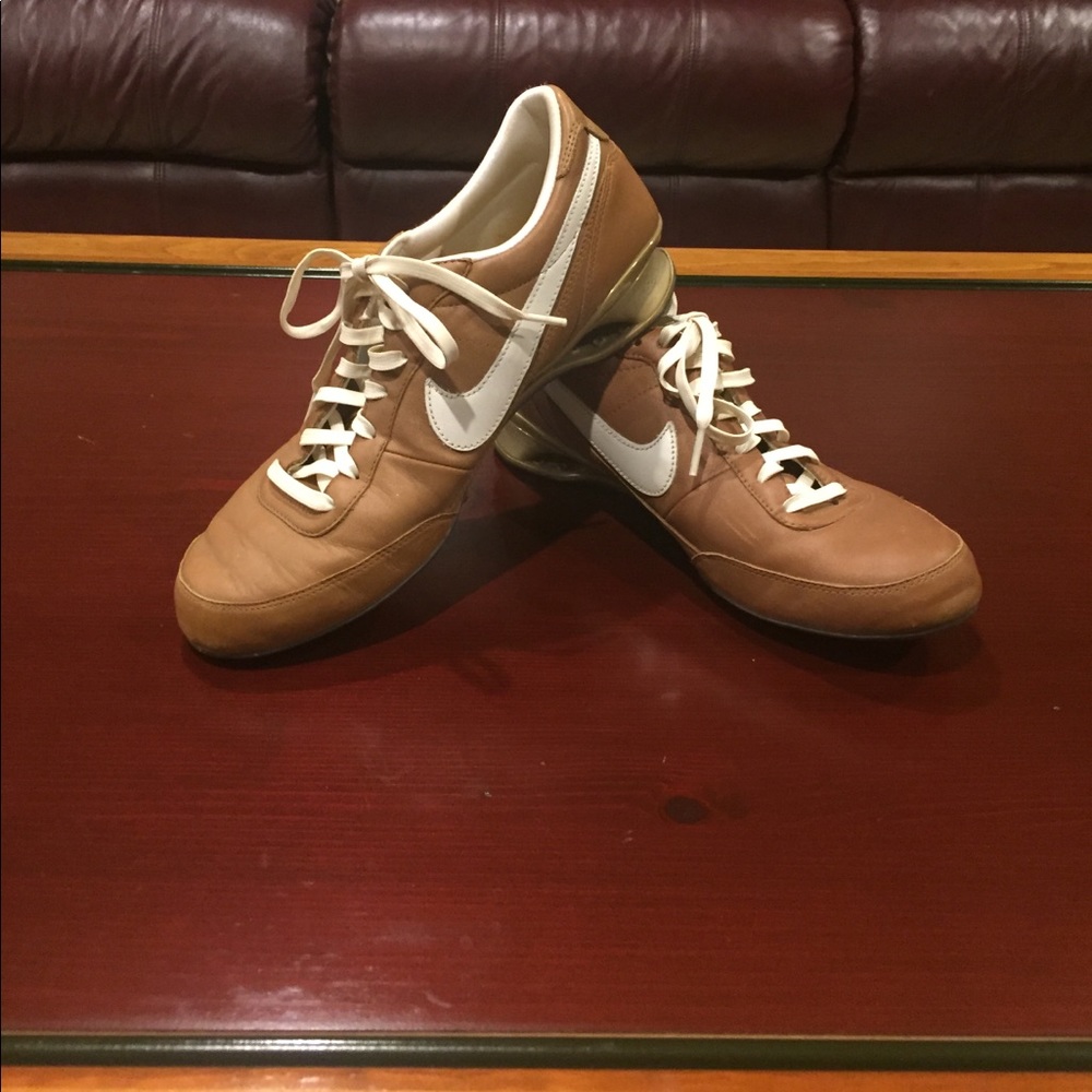 Nike Shocks